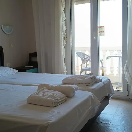 Aegean Hotel Agía Triás