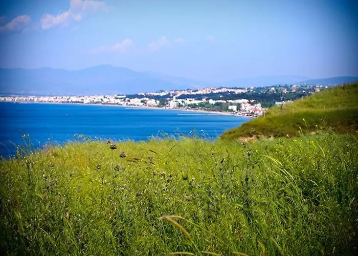 Hotell Aegean Agia Trias